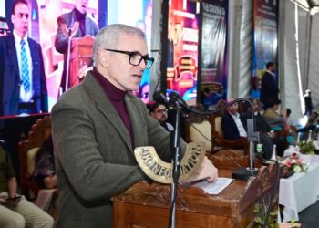 CM Omar Abdullah congratulates J&K Wushu, Taekwondo teams on winning National School Games trophies
